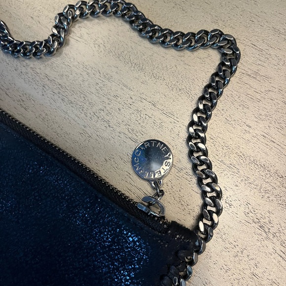Stella McCartney Black Clutch with Silver Chain - Picture 4 of 10